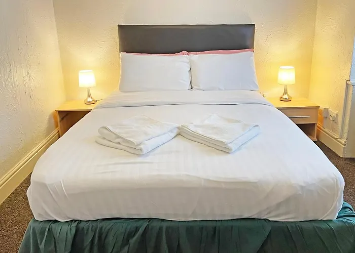 Balin Helmshore Hotel